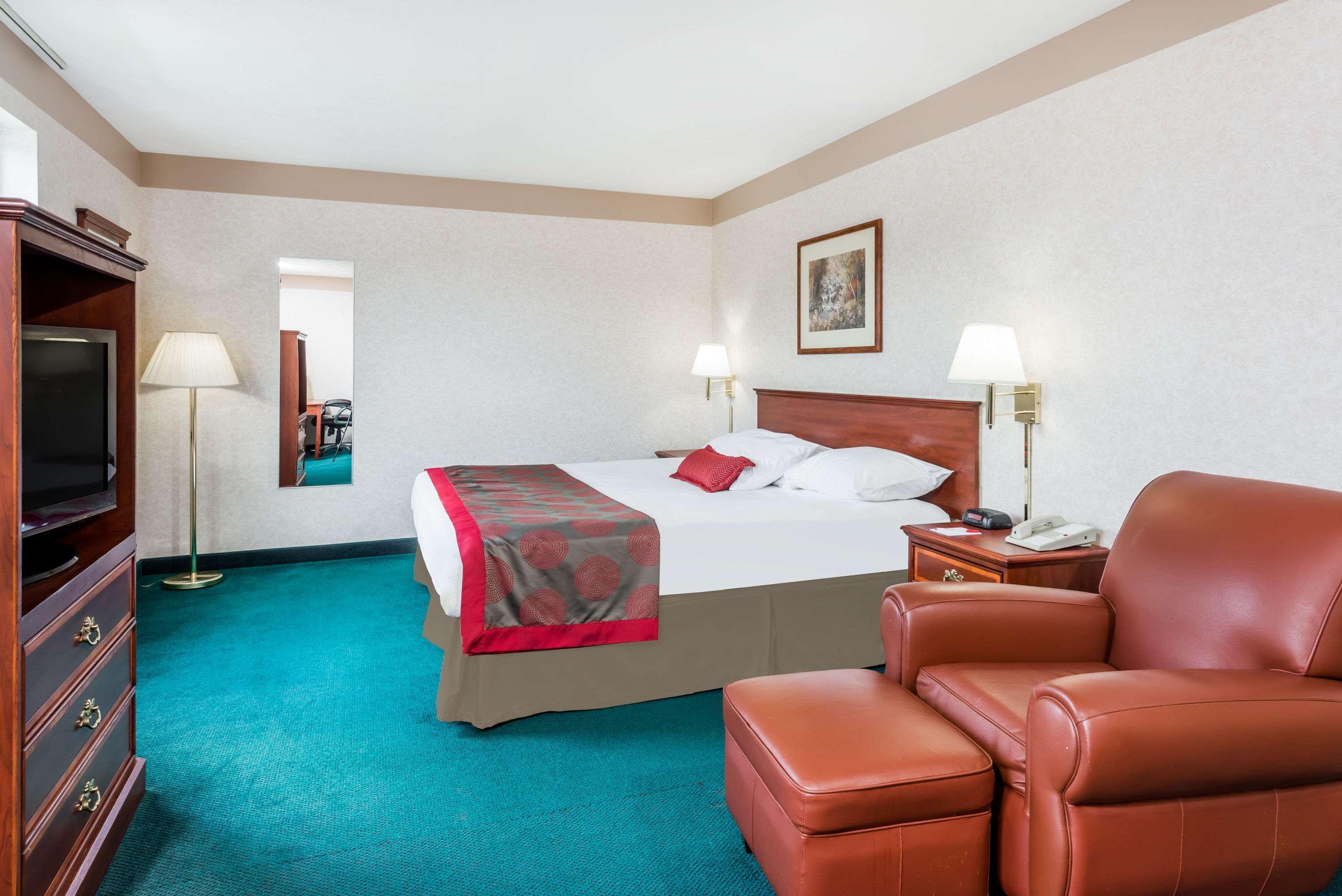 Ramada By Wyndham Strasburg Dover Luaran gambar