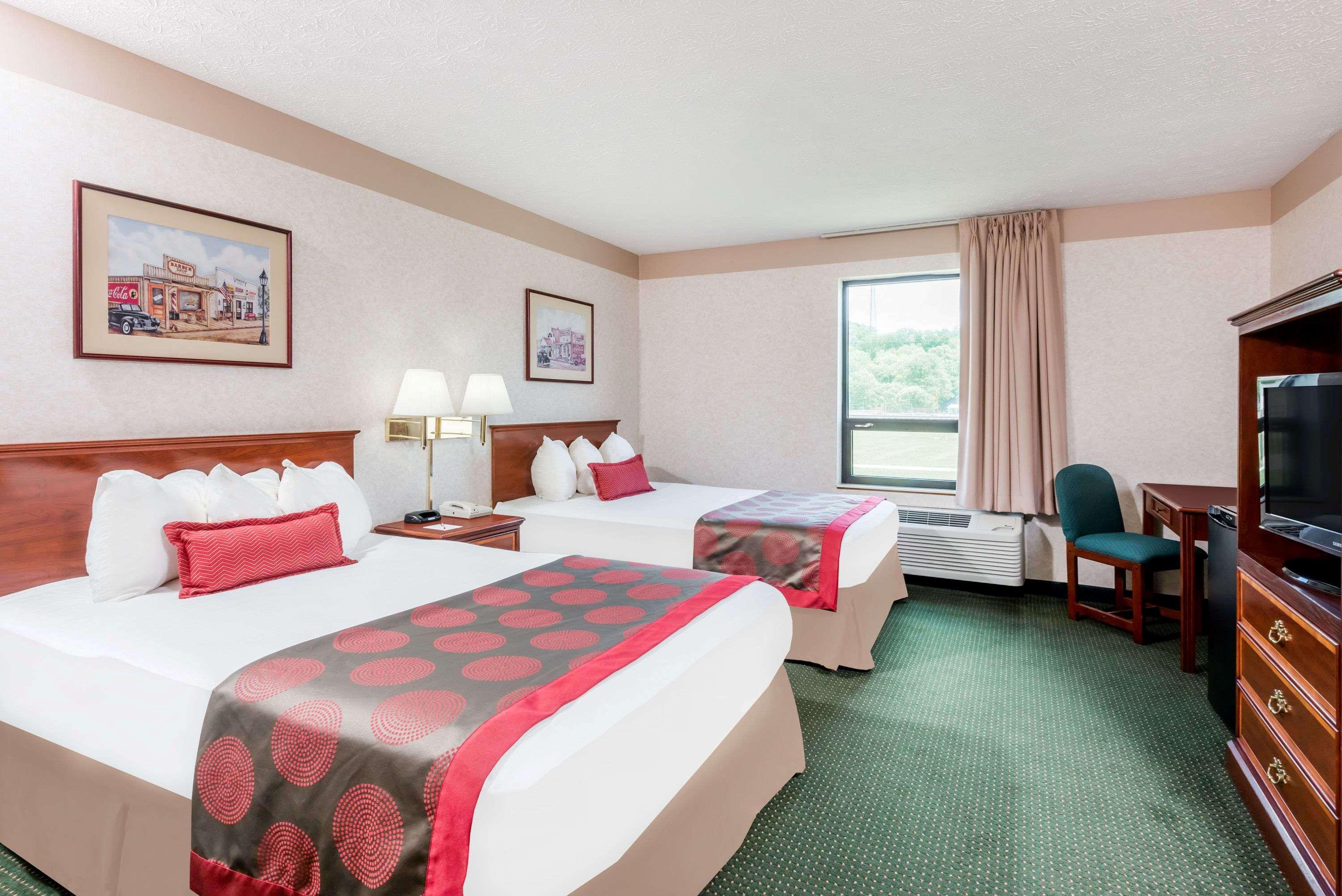 Ramada By Wyndham Strasburg Dover Luaran gambar